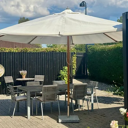 Fred & Lyst Holiday home Stenlose